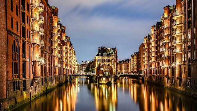 Hamburg The City of Bridges desktop wallpaper image+ Wallpapers Download