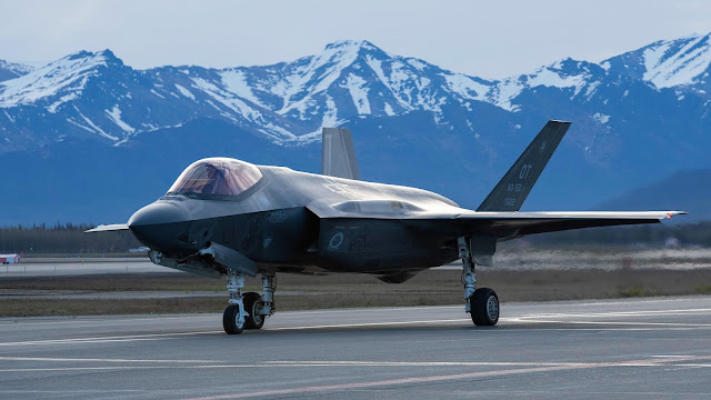 Wallpaper US Air Force F-35A Lightning II+ Wallpapers Download