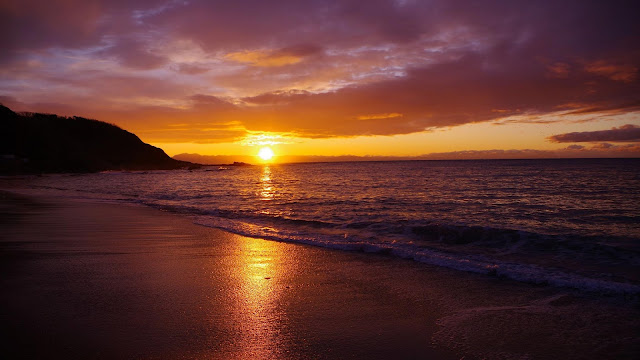 Wallpaper with landscape relaxing sunset on the sea+ Wallpapers Download
