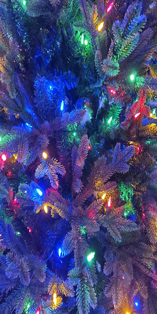 Colorful Christmas Wallpaper Lights for phone+ Wallpapers Download