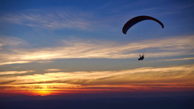 Sunset Skydive wallpaper, parachute, sports parachute wallpaper+ Wallpapers Download