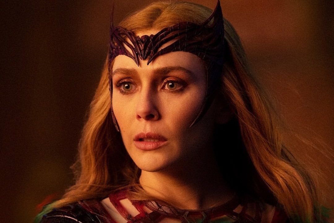 Elizabeth Olsen Biography: Age, Height, Career, Net Worth, Recent Activity & Family 2026