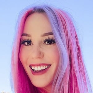 Megan Leeds MeganPlays Megan Leeds (MeganPlays) Bio: The Roblox Icon’s Age, Height, Career, Net Worth, Family Life & 2026 Recent Content Milestones