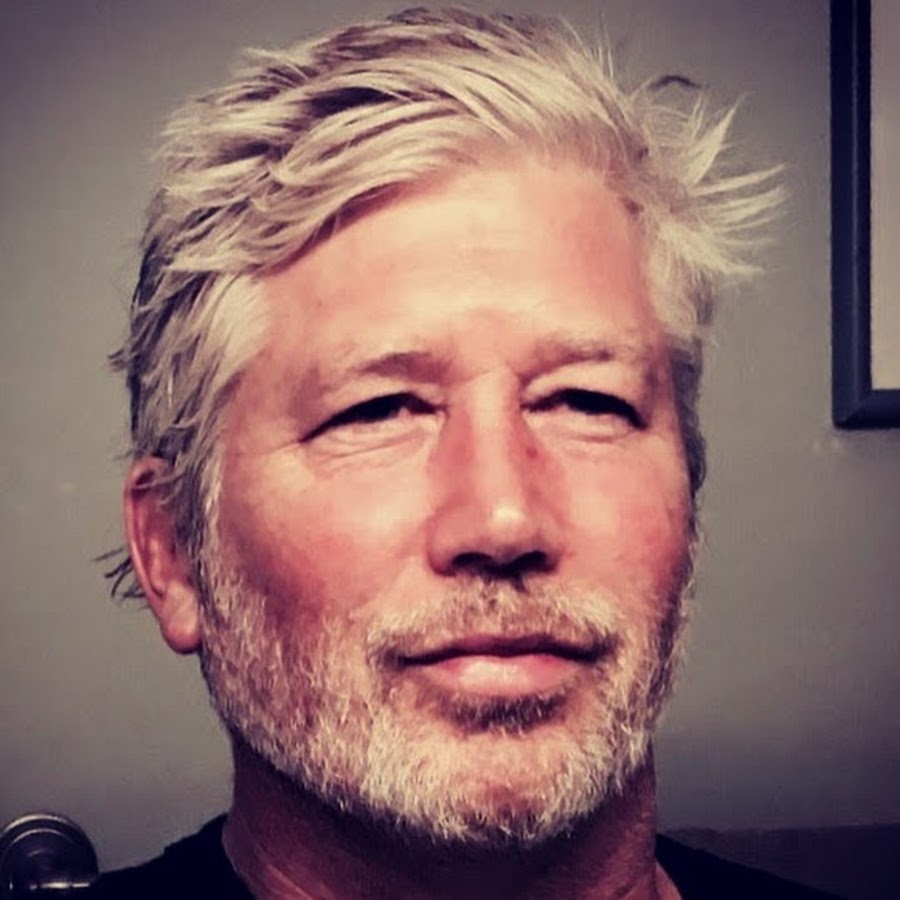 Po Bronson Biography: The Bestselling Author & Futurist’s Age, Career, Recent Activity, Height, Why Famous, Family & Top Works