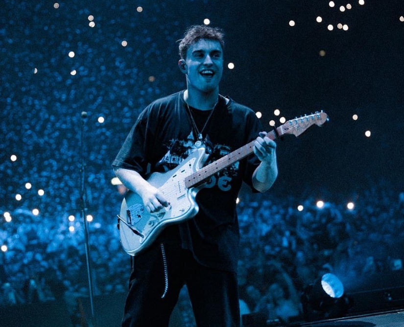 Sam Fender Bio: British Rock’s Working-Class Voice, Age, Height, Career, Family, Why He’s Famous & 2026 Recent Works