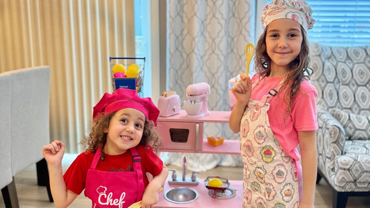 Sierra & Rhia (Sierra and Rhia Fam): Bio, Age, Net Worth, and Career Rise of the Viral Duo