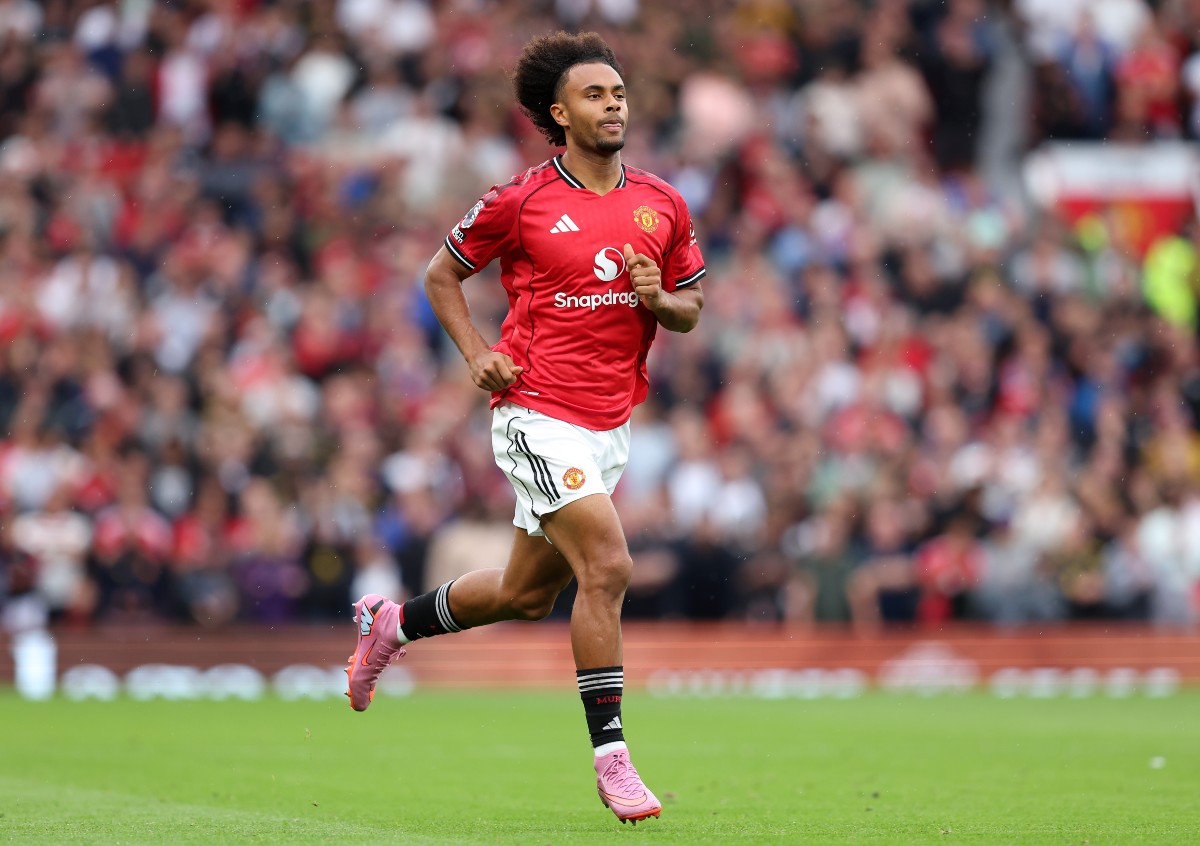 Joshua Zirkzee Bio: Age, Height, Career Stats, Net Worth, Family, Why He’s Famous & Recent Performance Updates