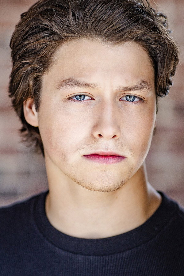 Stephen Kalyn Biography: Age, Height, The Boys Actor, Career, Family Life, Why He Is Famous & Recent Works