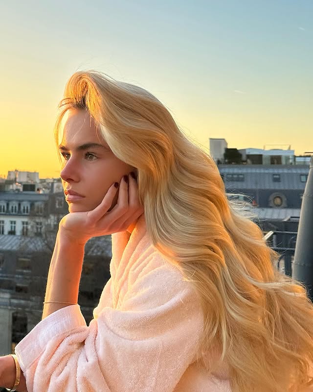 AnneKee Molenaar – Age, Height, Net Worth, Husband, Bio, Facts AnneKee Molenaar Biography: Age, Career, Relationship, and Recent Highlights