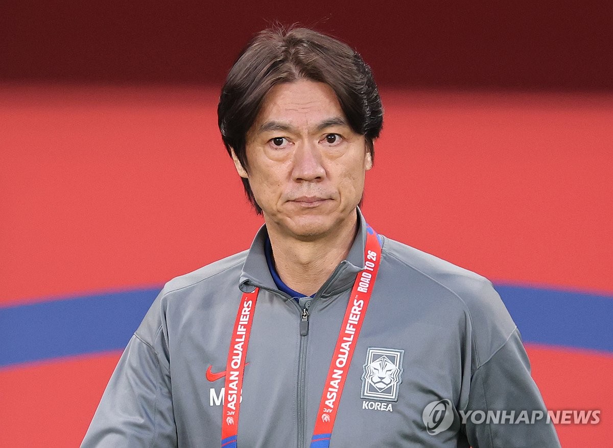 Hong Myung-bo Biography: Age, Career, Coaching Success, and Recent Updates