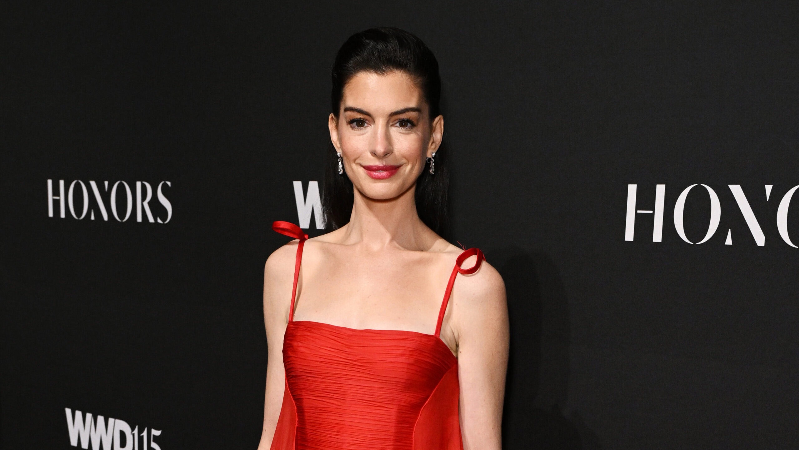 The Year of the Crown: Why 2026 Unapologetically Belongs to Anne … Anne Hathaway Biography: Age, Height, Career Highlights, and Recent Projects 2026