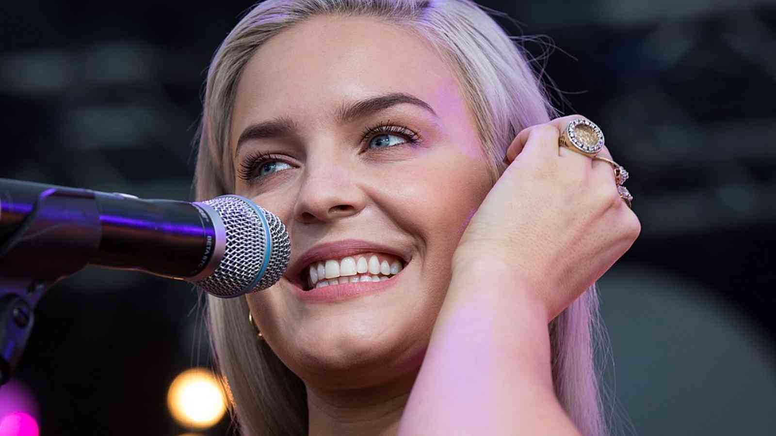 Anne-Marie Biography: Age, Height, Birthday, Family, Net Worth … Anne-Marie Dan Biography: Age, Career, Notable Works, and Recent Updates
