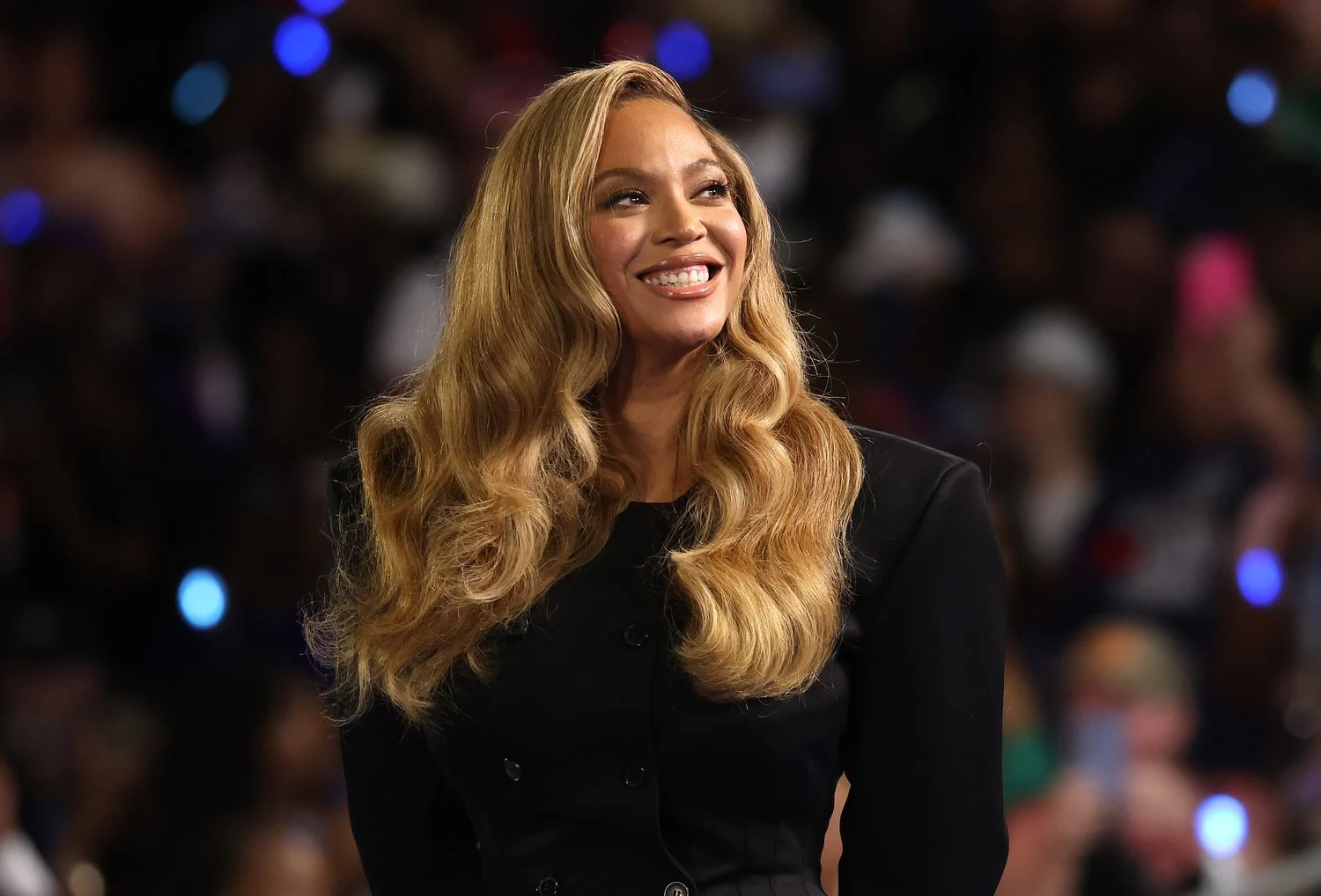 Beyoncé Biography, Age, Husband, Family, Career, Net Worth Beyoncé Biography: Age, Career Highlights, Family, and Recent Creative Works