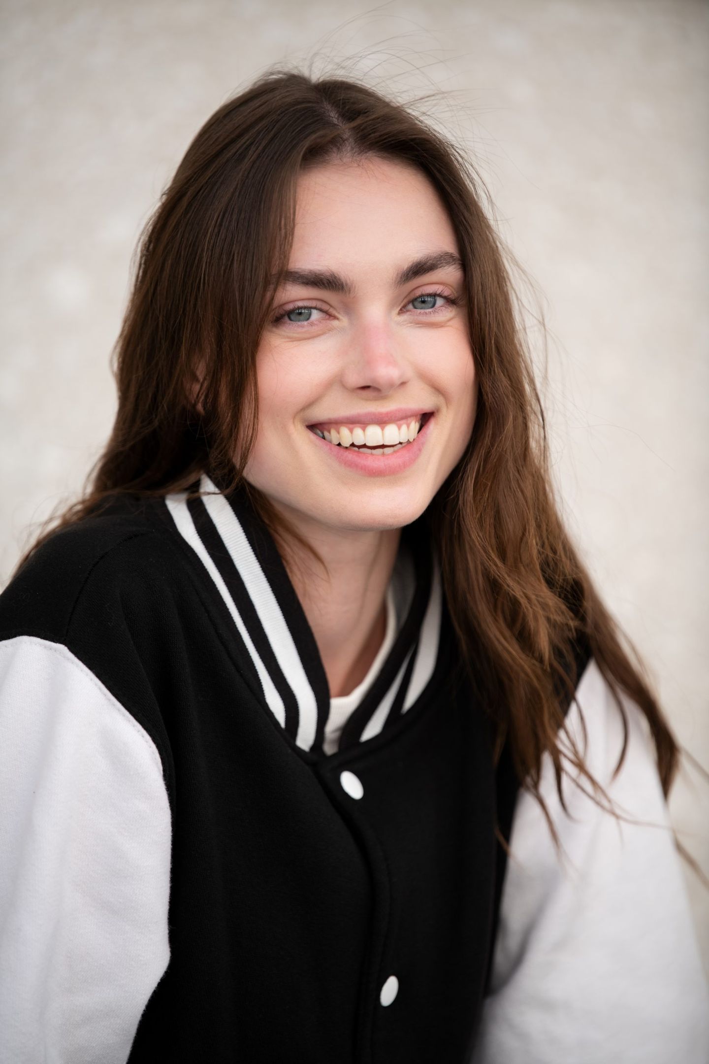 Charleen Weiss Biography: Age, Career, Notable Works, and Recent Updates