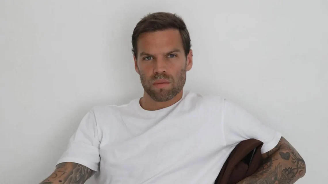 Dom Lever Biography: Ethnicity, Parents, Instagram, Net Worth, Awards … Dominic Lever Biography: Age, Career, Net Worth, and Recent Life Updates 2026