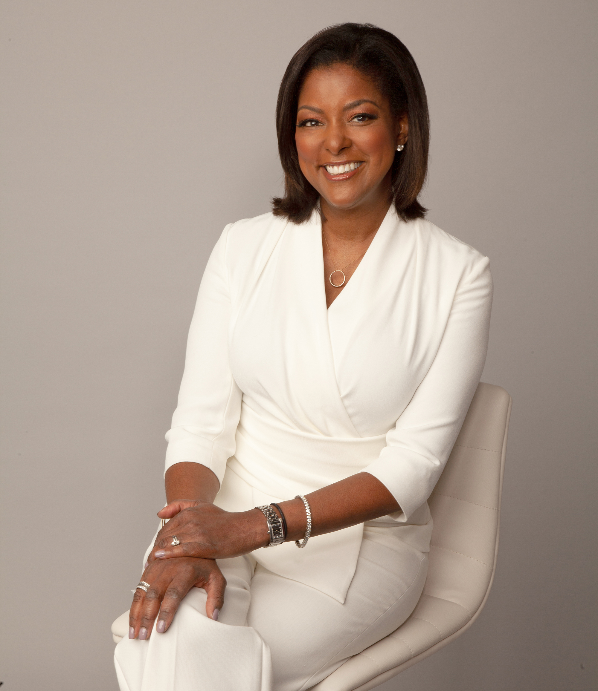 Fox 5’s Lori Stokes retires after 22 years covering NYC Lori Stokes Biography: Age, Career Highlights, Family, and Recent Professional Updates