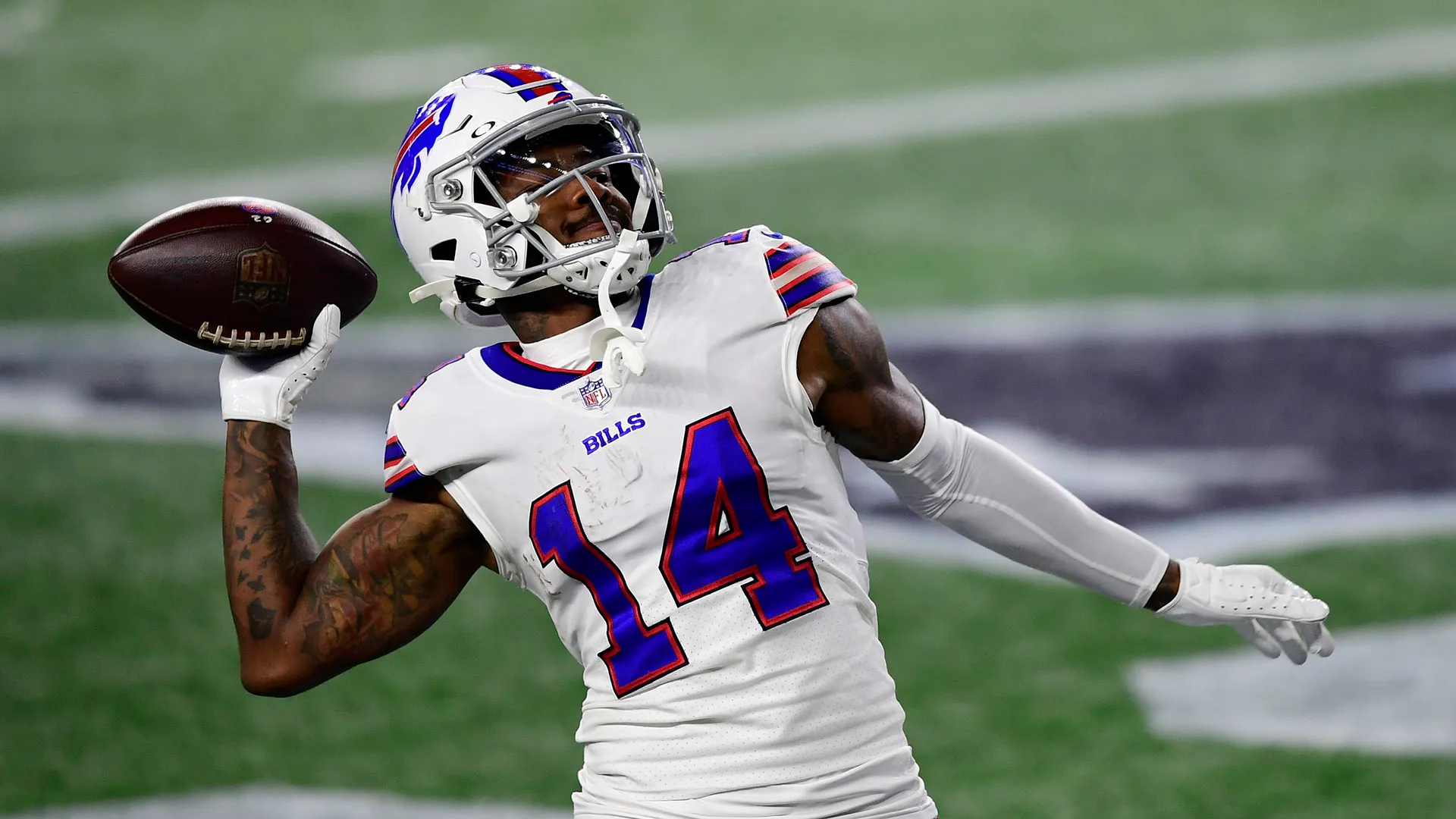 Stefon Diggs’ Age, Bio, NFL Career, Stats, Net Worth Stefon Diggs Biography: Age, Career Stats, Net Worth, and Recent NFL Updates
